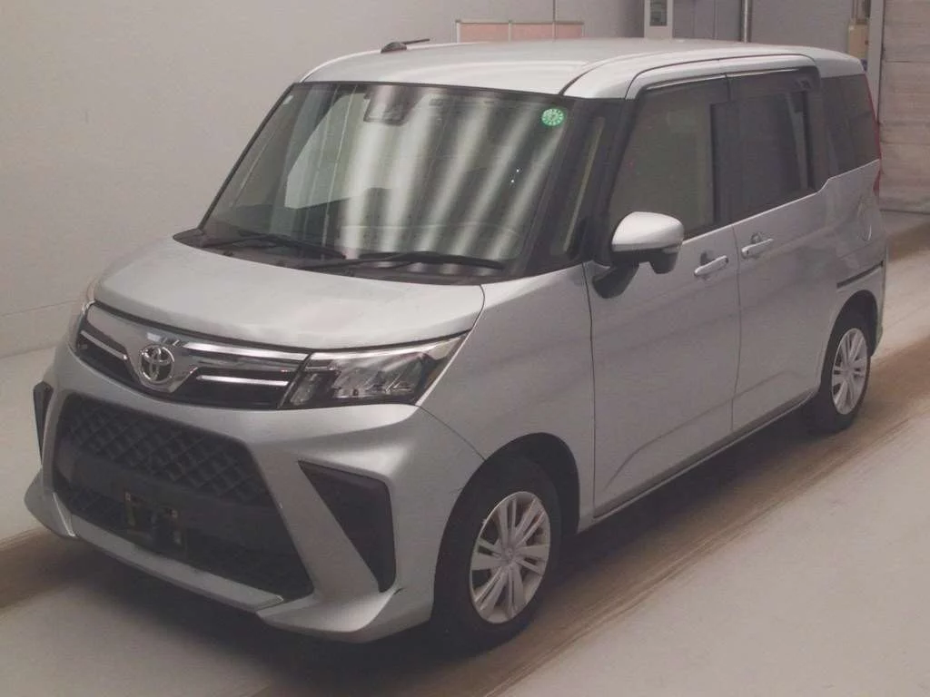 Toyota Roomy M900A 2020