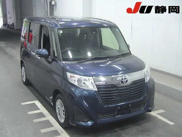 Toyota Roomy M900A 2018
