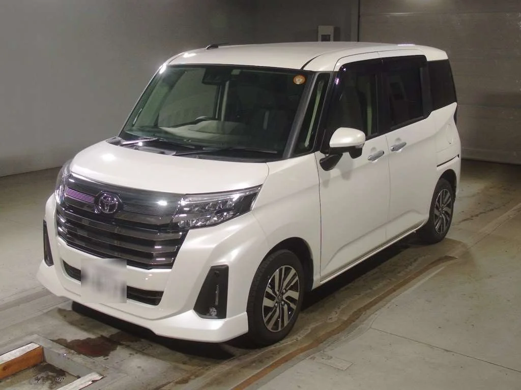 Toyota Roomy M900A 2024