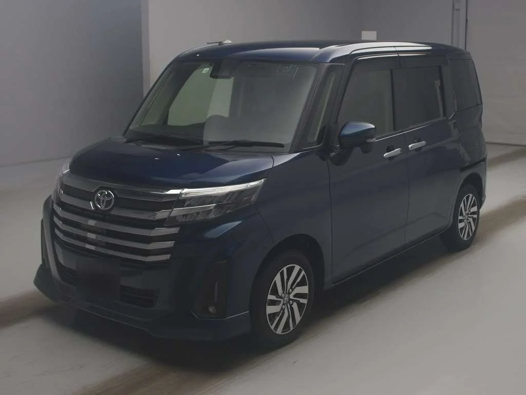 Toyota Roomy M900A 2022