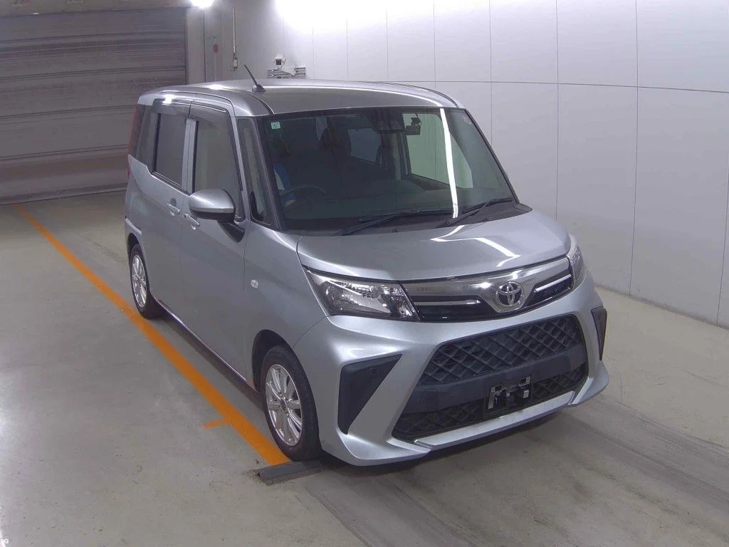 Toyota Roomy M900A 2021