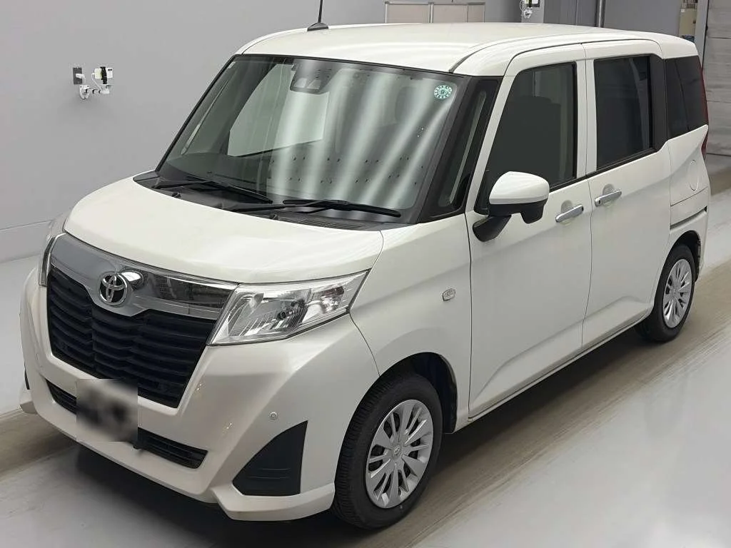 Toyota Roomy M900A 2020