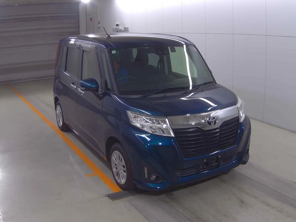 Toyota Roomy M900A 2019