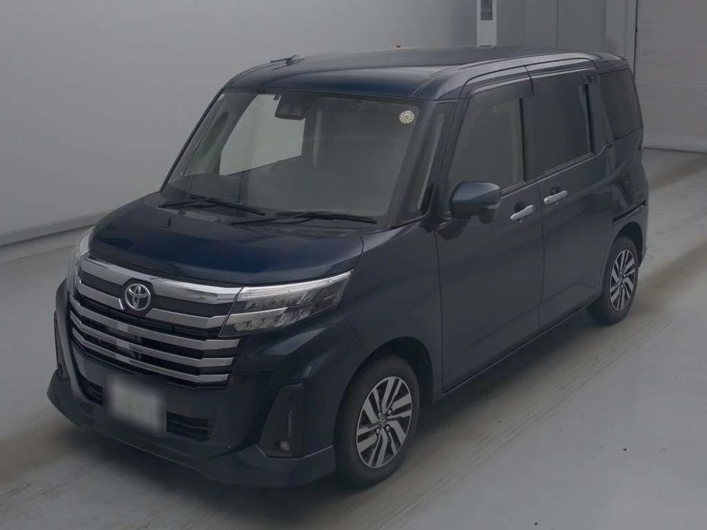 Toyota Roomy M900A 2021