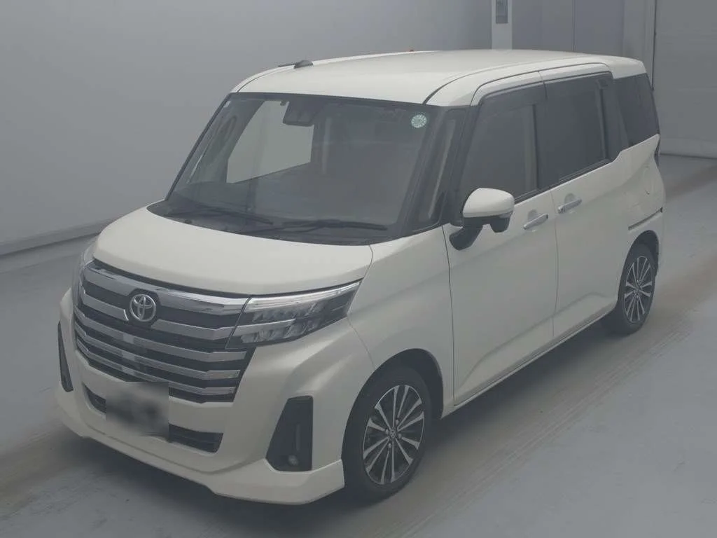 Toyota Roomy M900A 2021