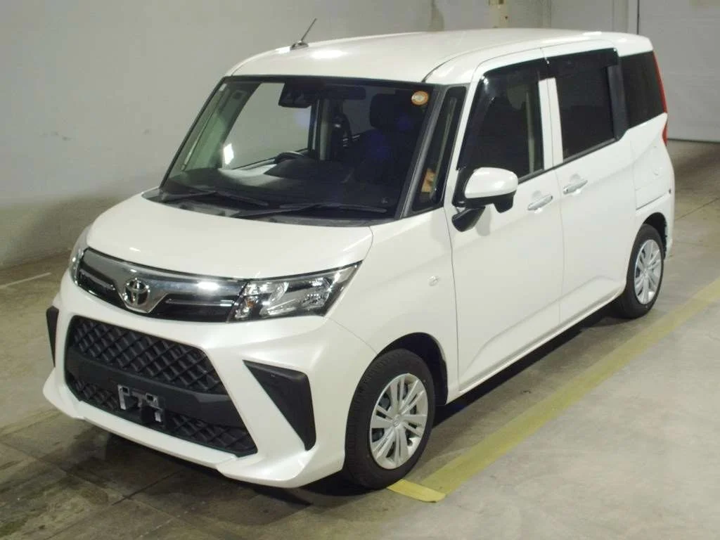 Toyota Roomy M900A 2023