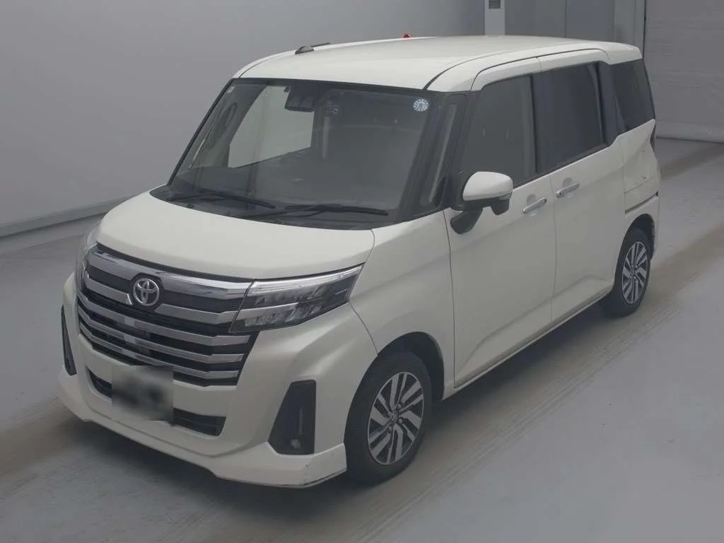 Toyota Roomy M900A 2022