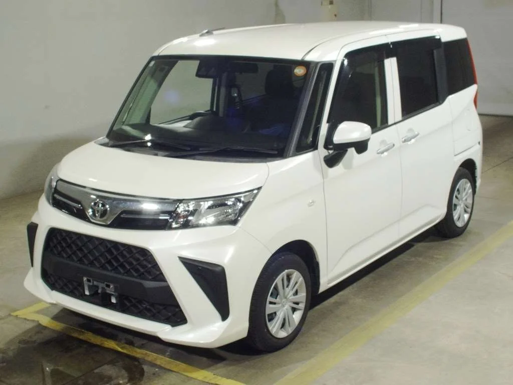 Toyota Roomy M900A 2023