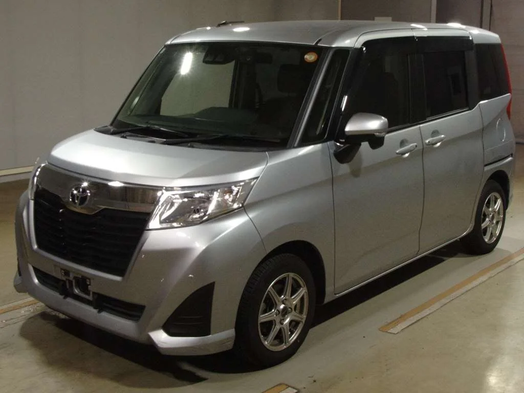 Toyota Roomy M900A 2019