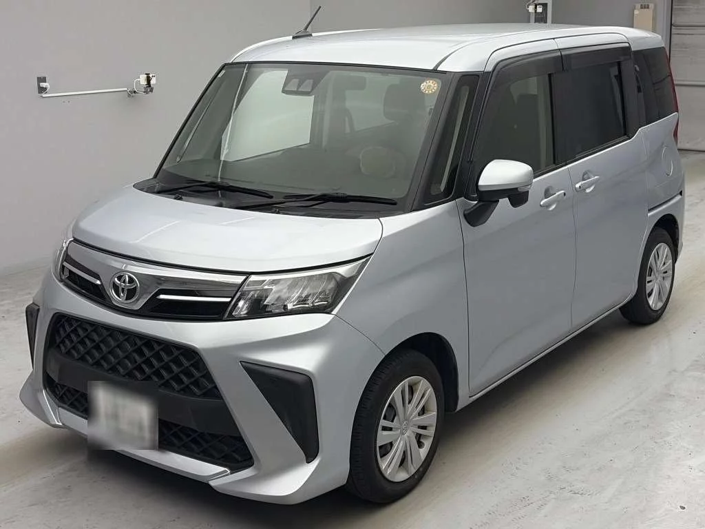 Toyota Roomy M900A 2024