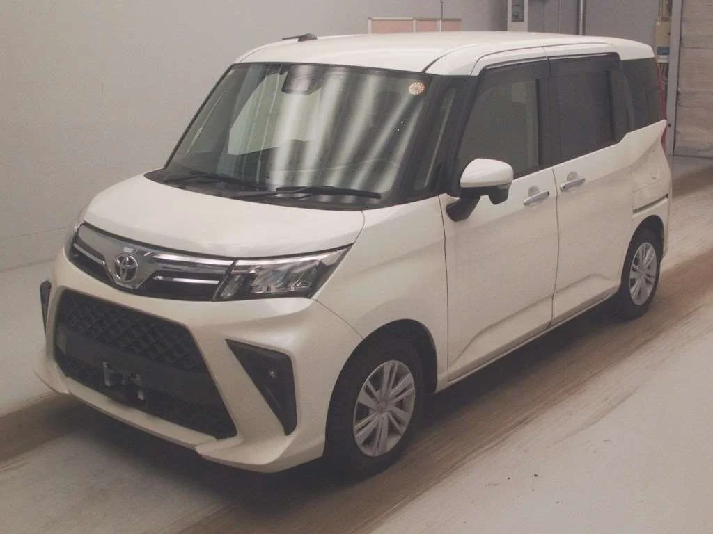Toyota Roomy M900A 2024