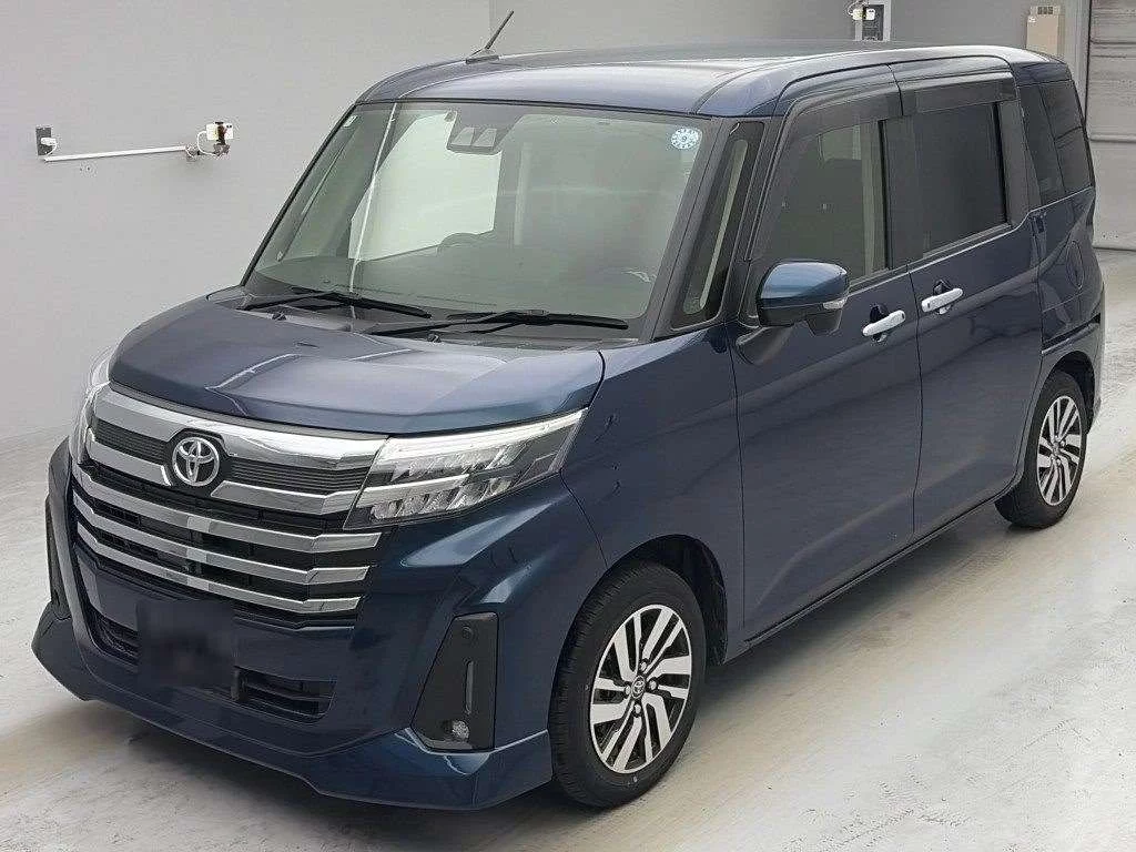Toyota Roomy M900A 2023