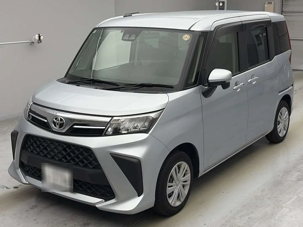 Toyota Roomy M900A 2024