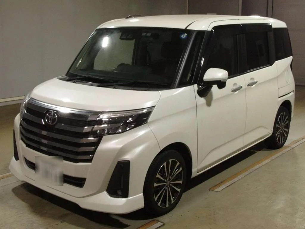 Toyota Roomy M900A 2021