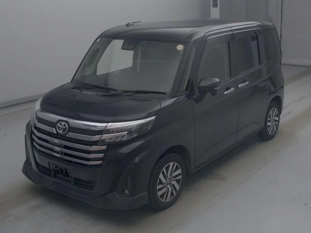 Toyota Roomy M900A 2023