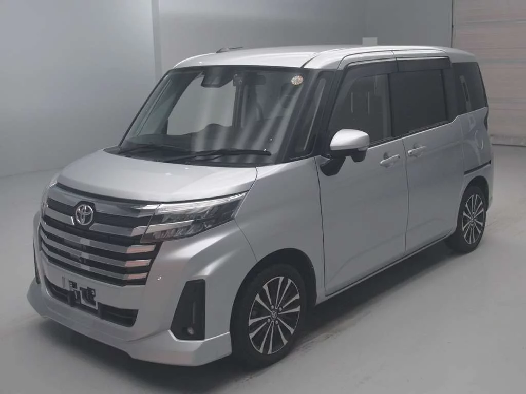 Toyota Roomy M900A 2023