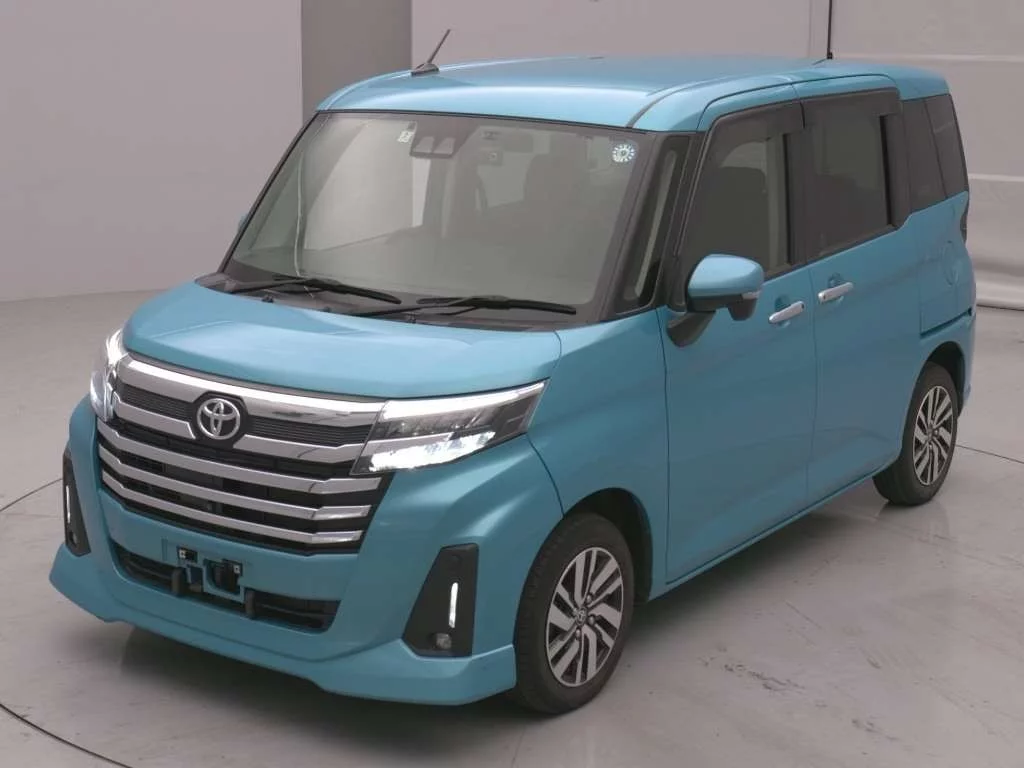 Toyota Roomy M900A 2022