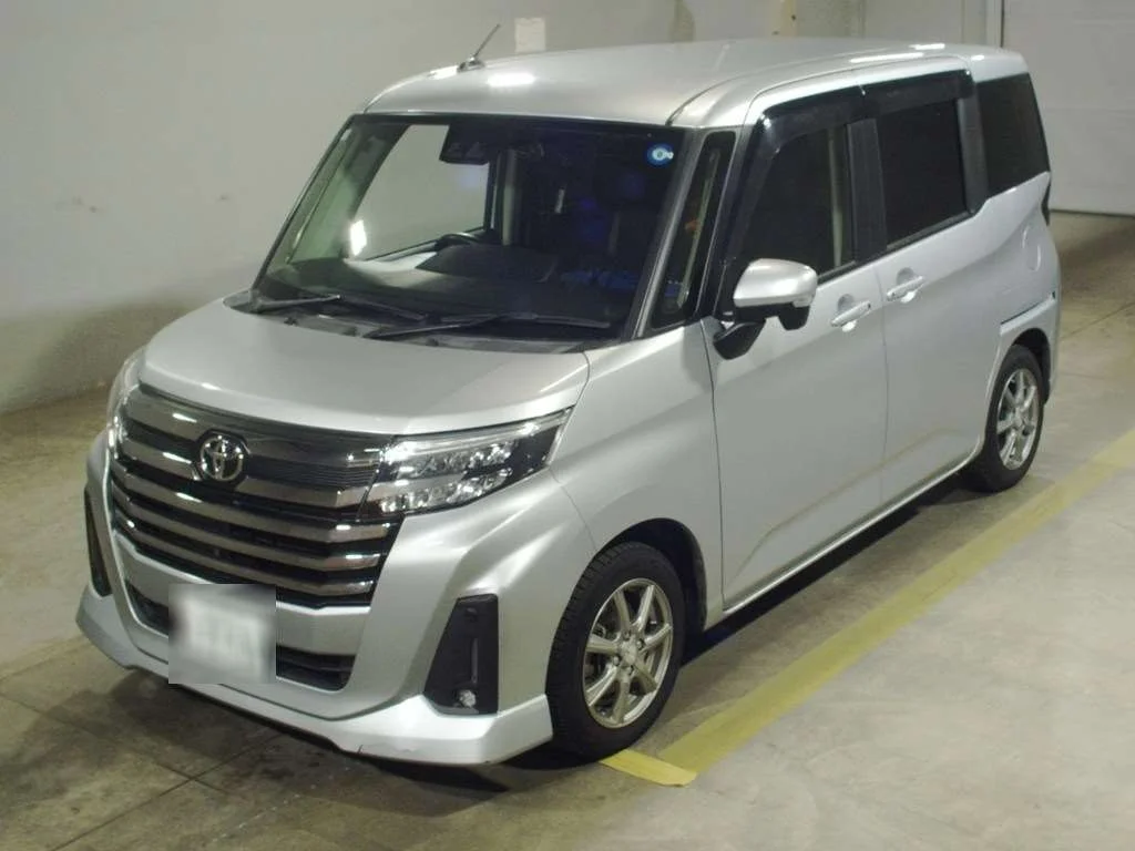 Toyota Roomy M900A 2021