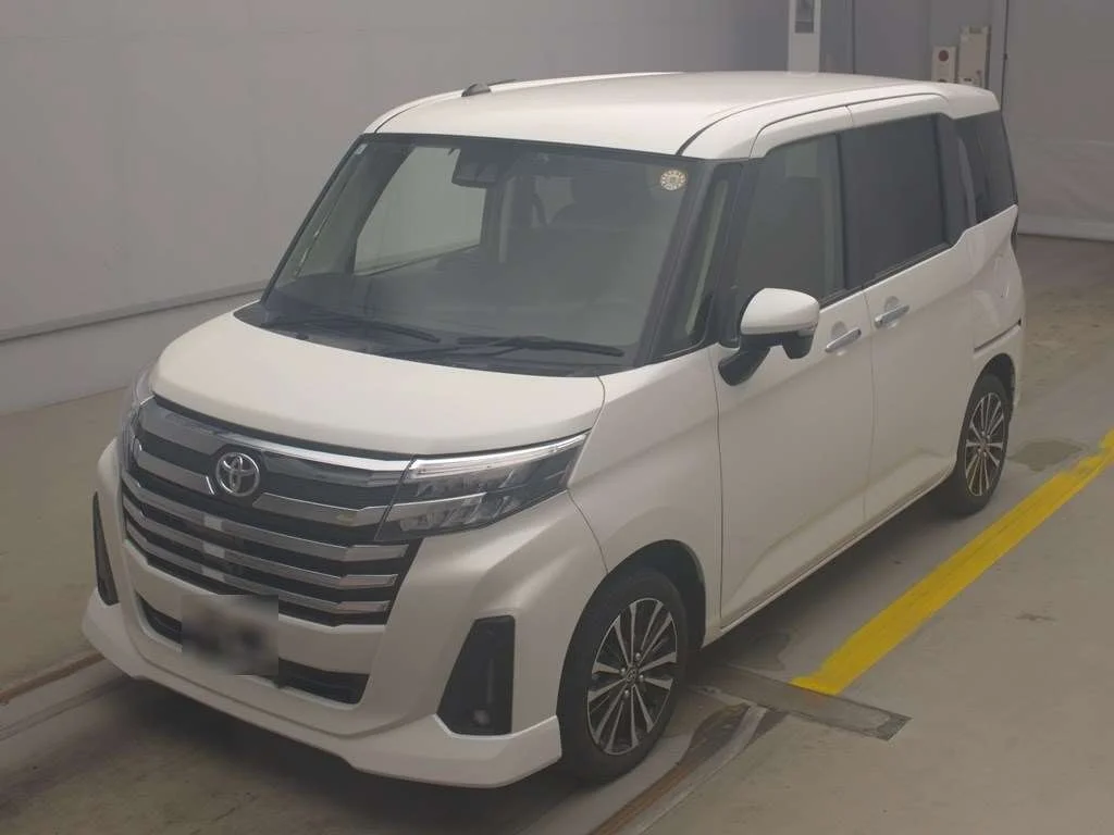 Toyota Roomy M900A 2024