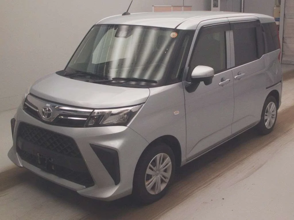Toyota Roomy M900A 2024