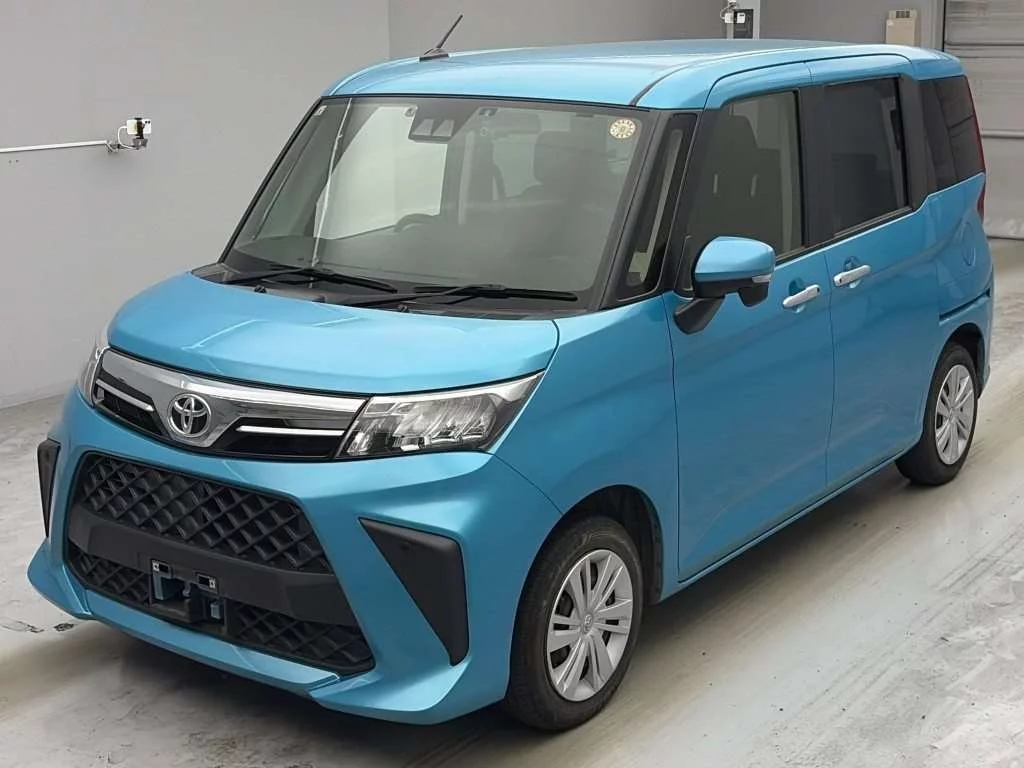 Toyota Roomy M900A 2021