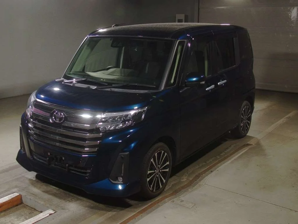 Toyota Roomy M900A 2021