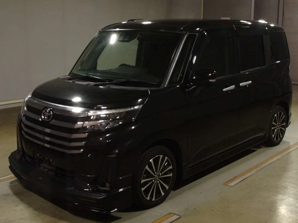 Toyota Roomy M900A 2021