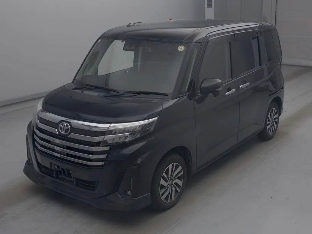 Toyota Roomy M910A 2021