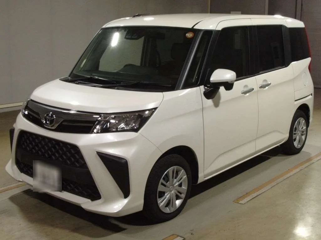 Toyota Roomy M900A 2025