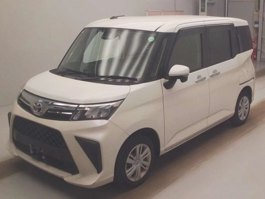 Toyota Roomy M900A 2024