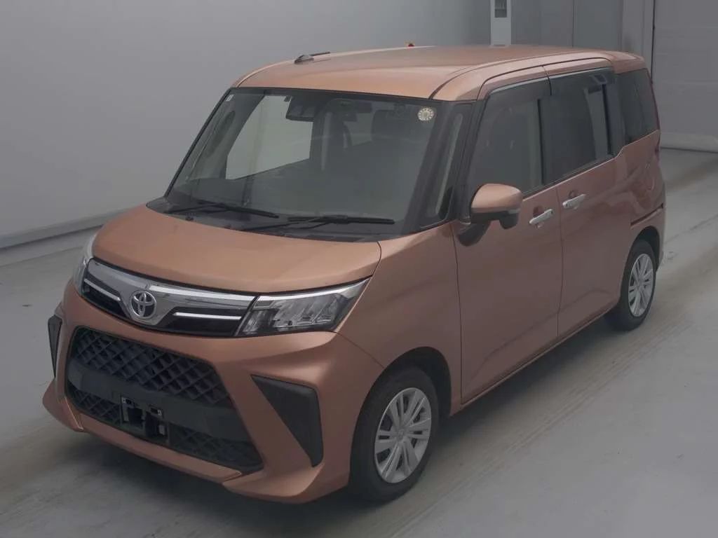 Toyota Roomy M900A 2021