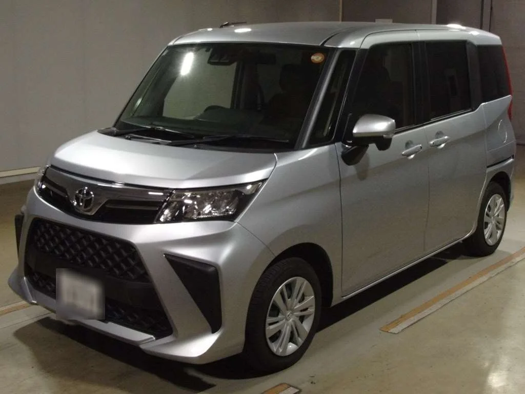 Toyota Roomy M900A 2025