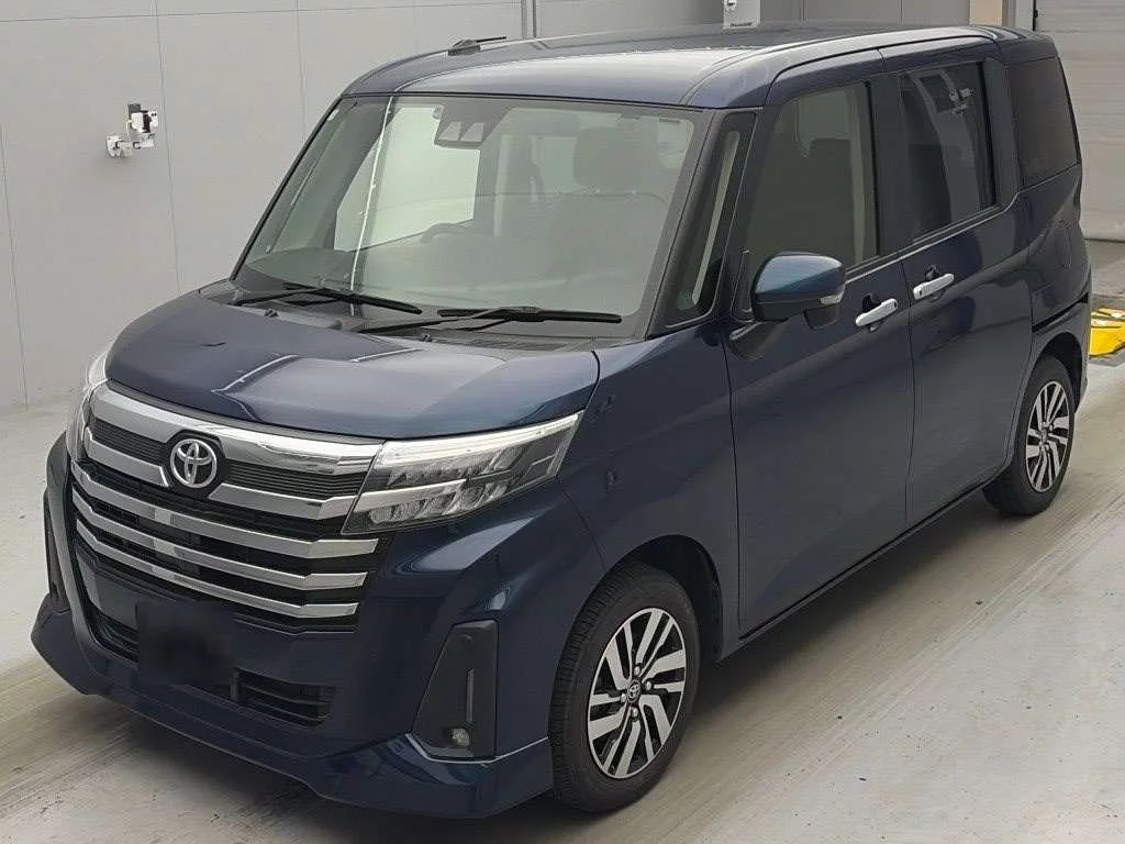 Toyota Roomy M900A 2023