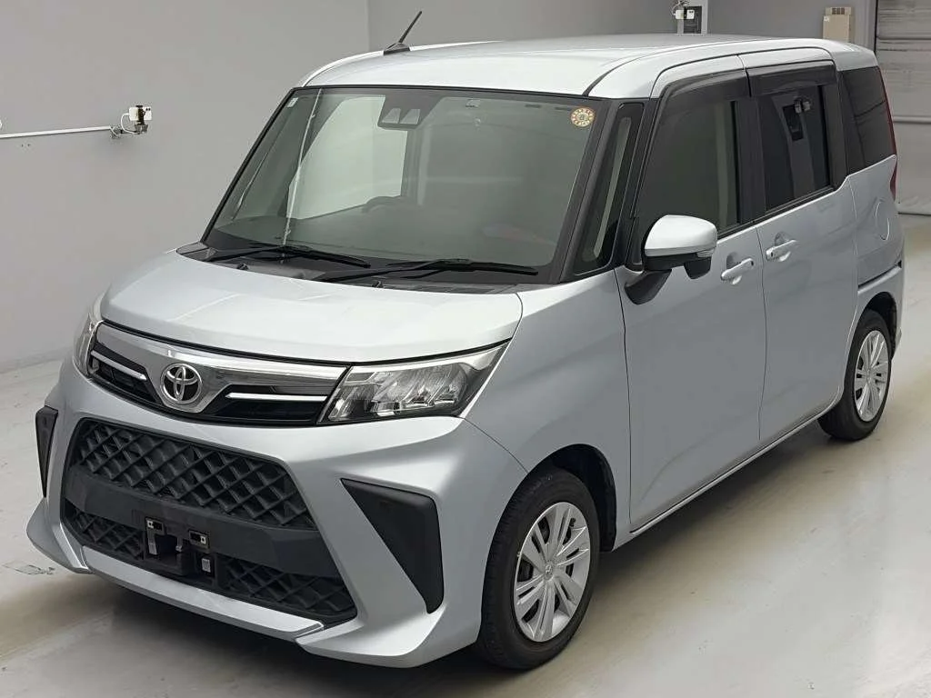Toyota Roomy M900A 2021
