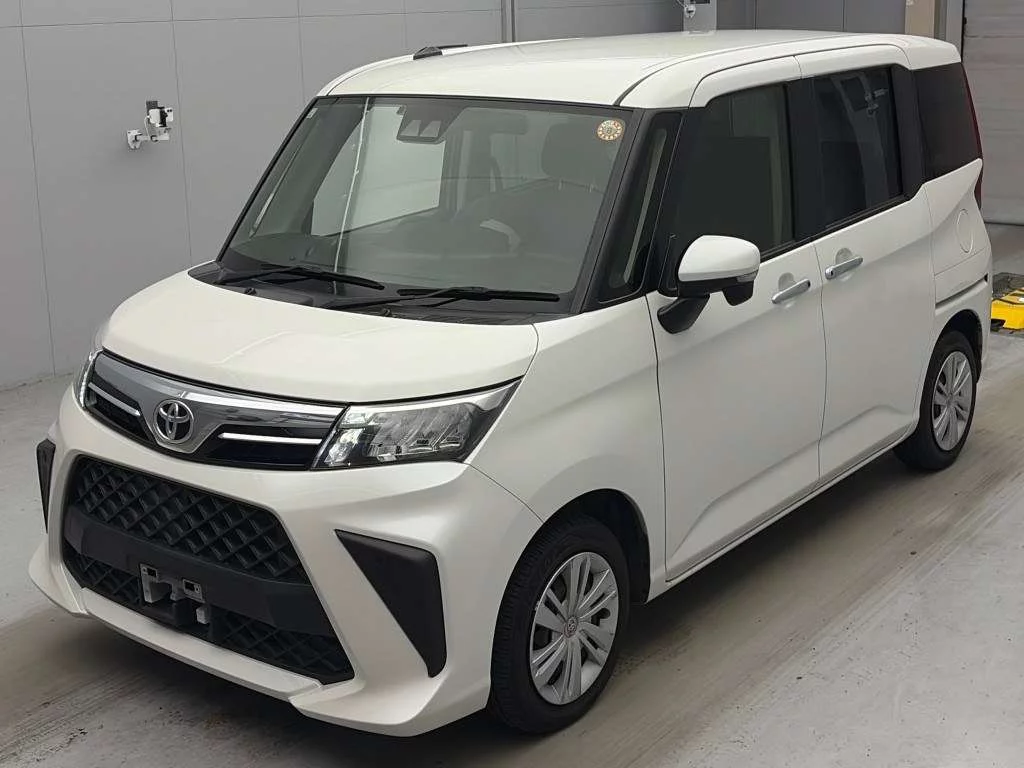 Toyota Roomy M900A 2021