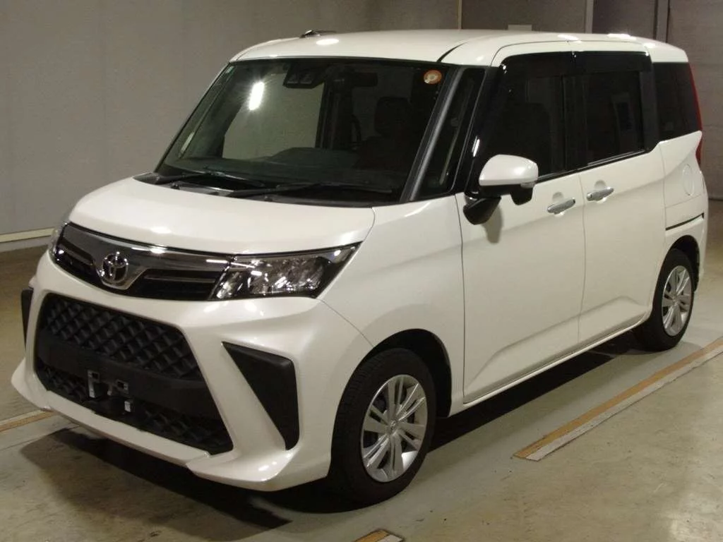 Toyota Roomy M900A 2021