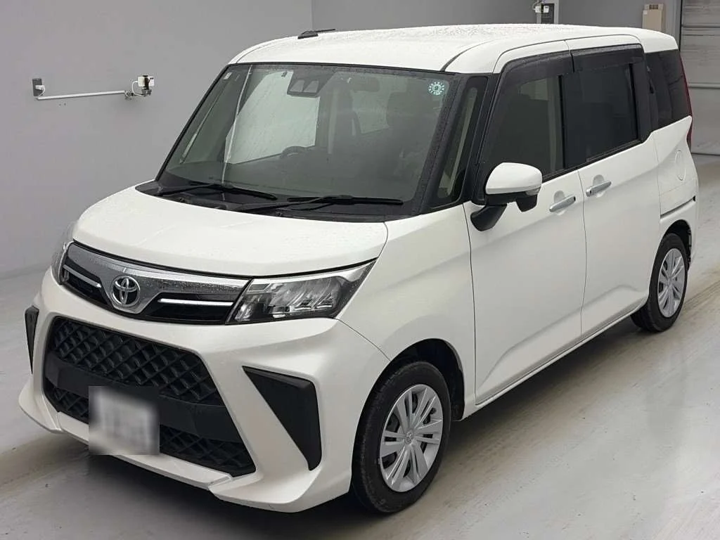Toyota Roomy M900A 2023