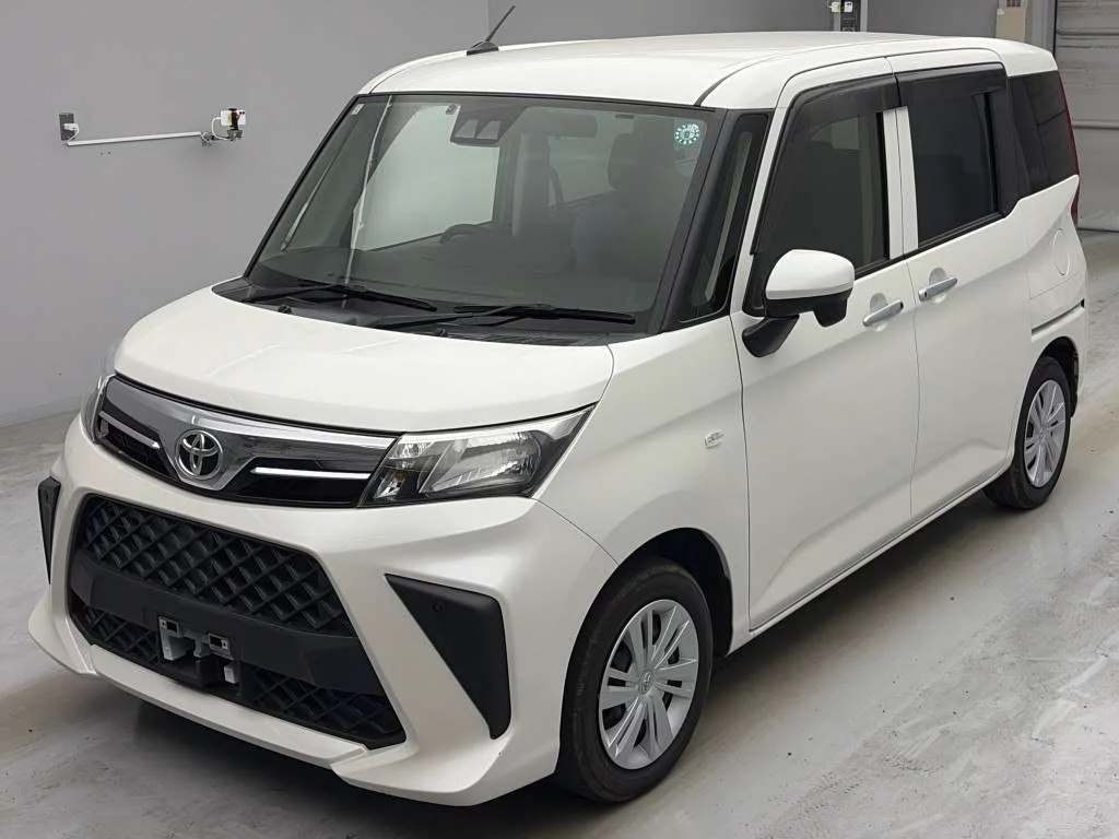 Toyota Roomy M910A 2022