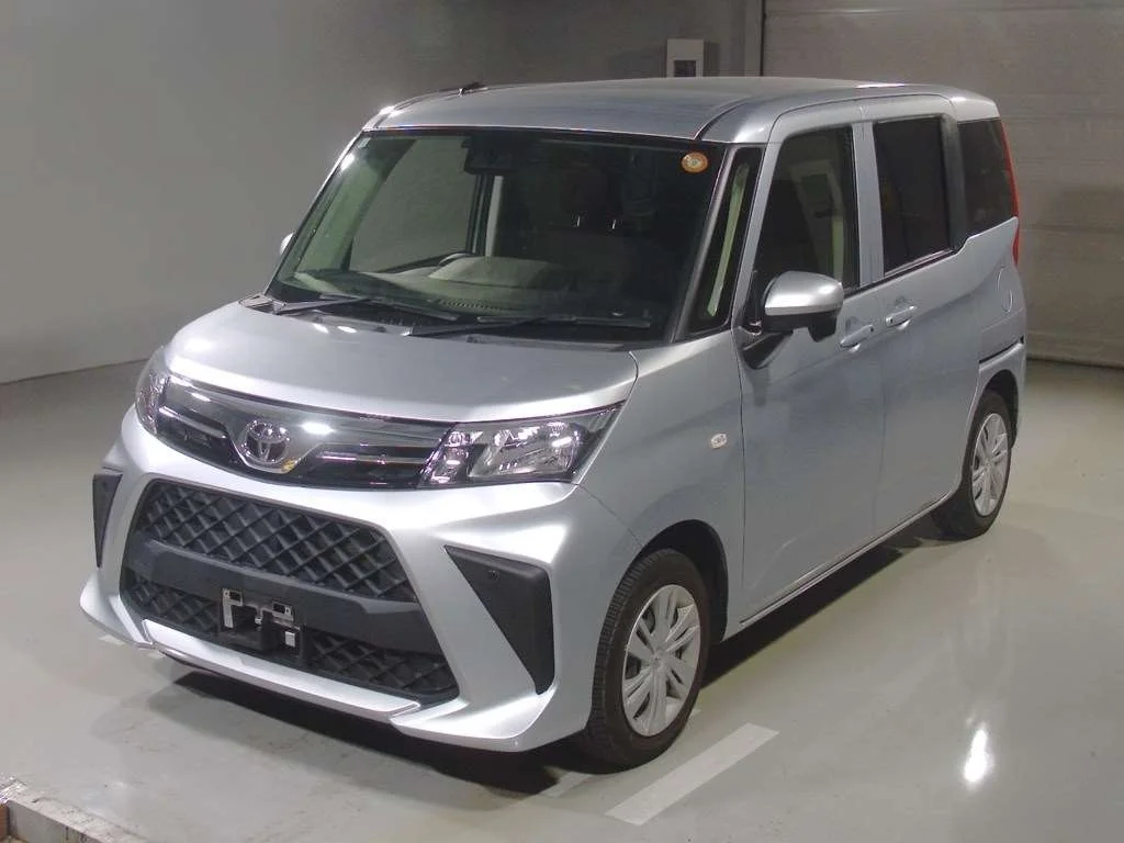 Toyota Roomy M900A 2022