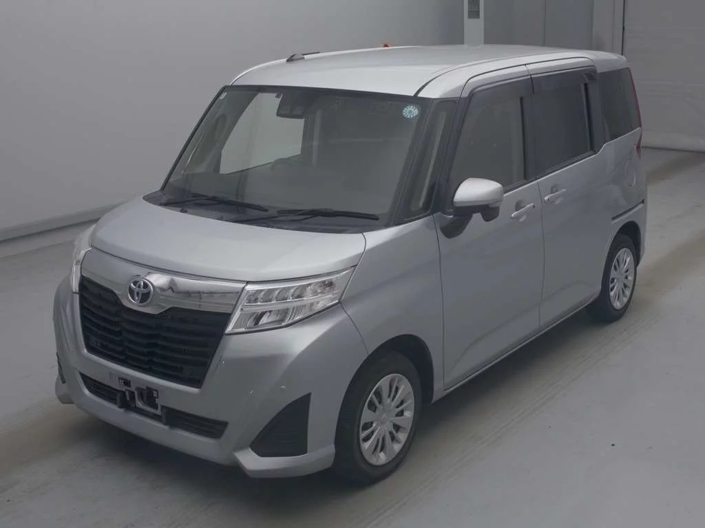 Toyota Roomy M900A 2020