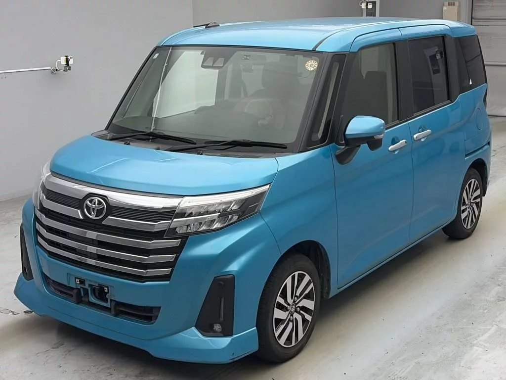 Toyota Roomy M910A 2021