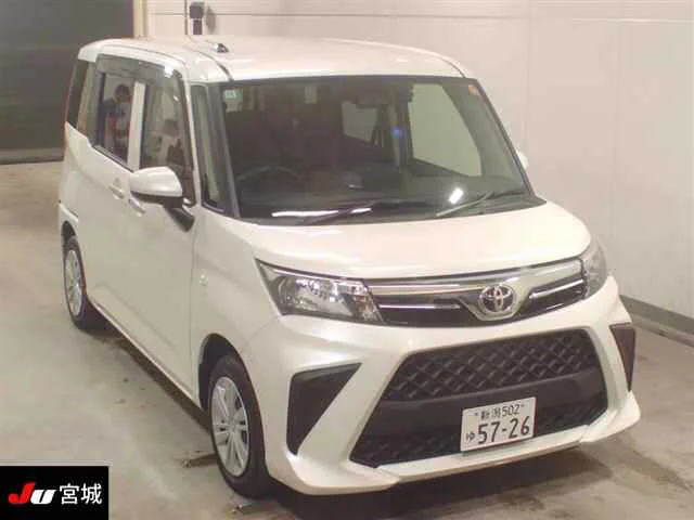 Toyota Roomy M900A 2022