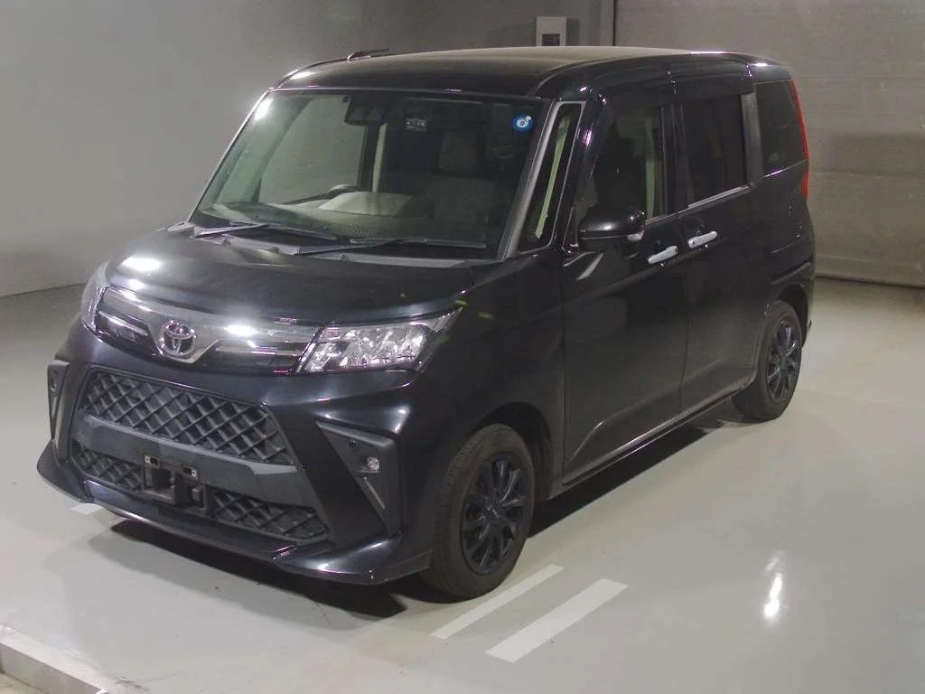 Toyota Roomy M900A 2022