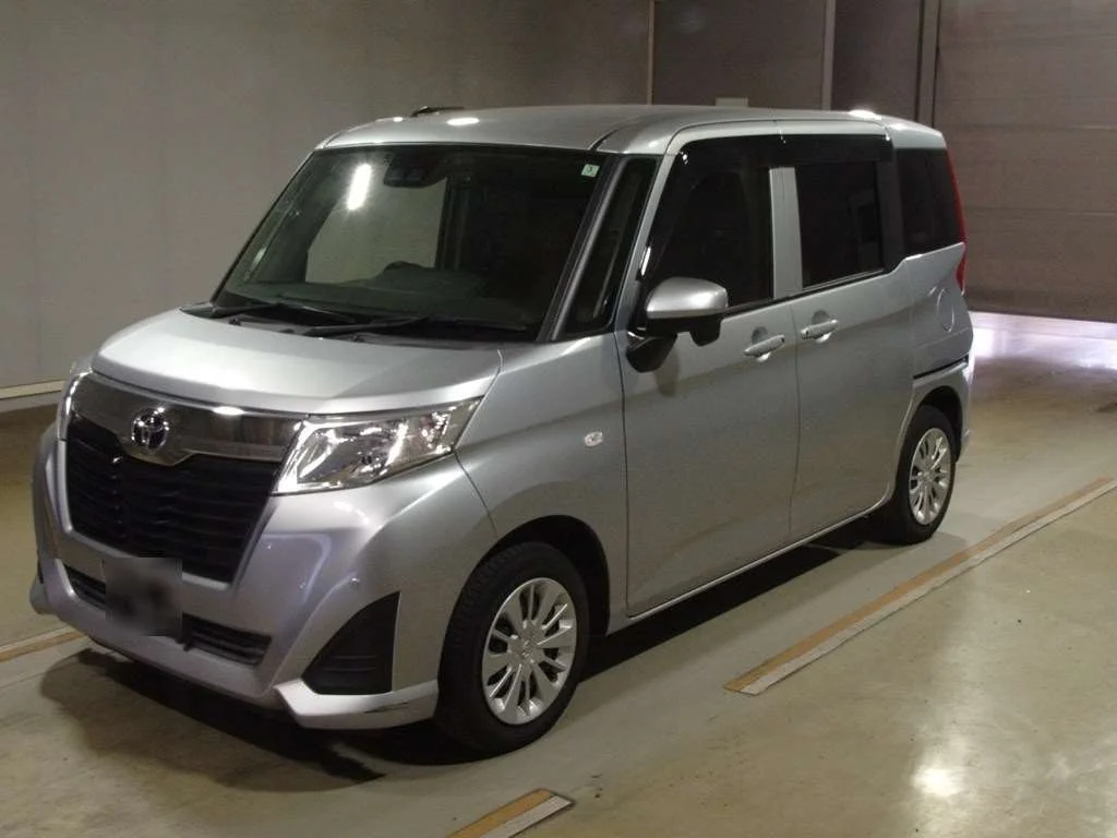 Toyota Roomy M900A 2020
