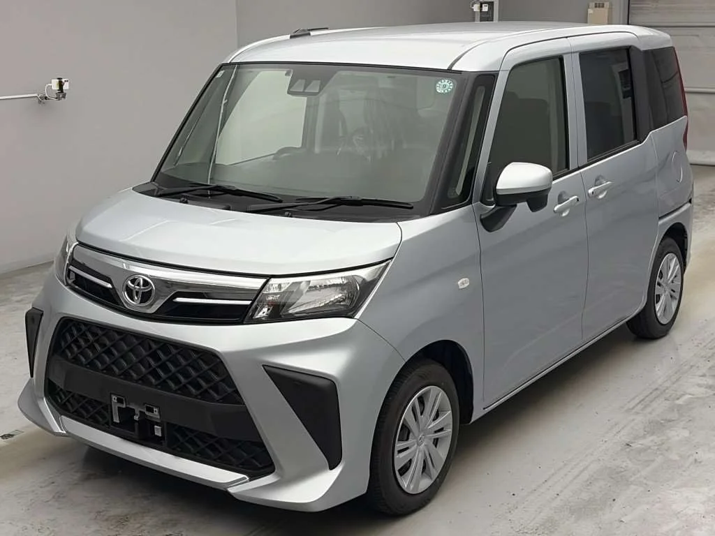 Toyota Roomy M900A 2026