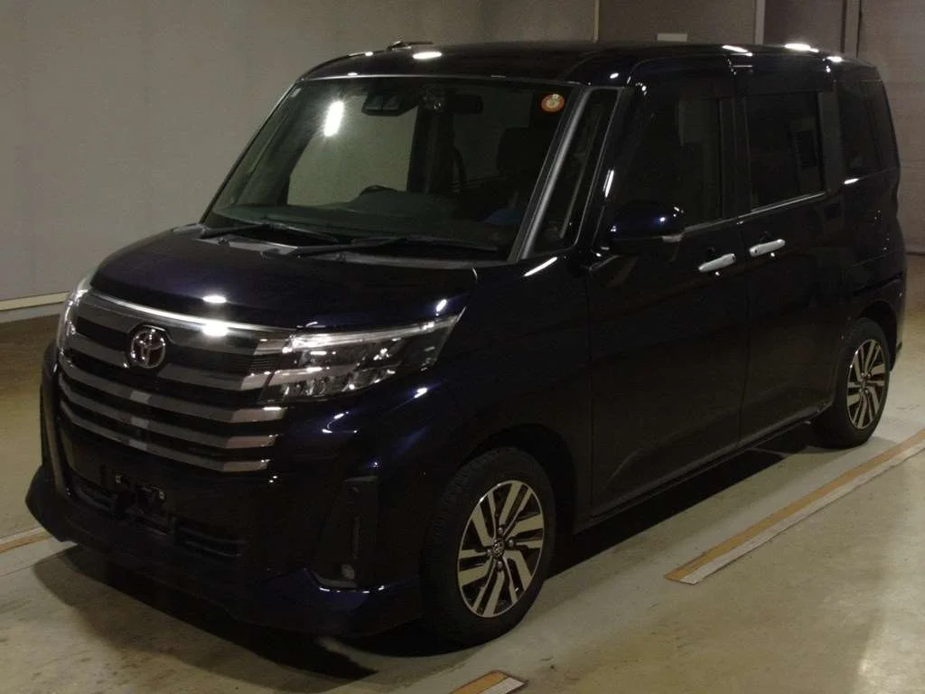 Toyota Roomy M900A 2021