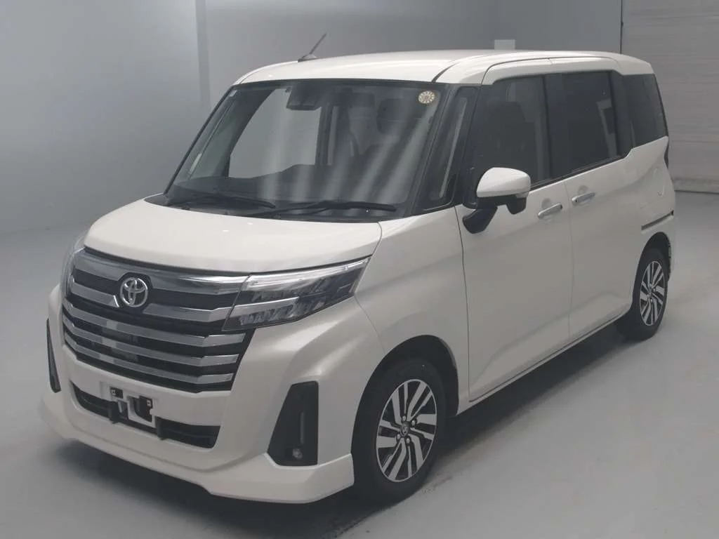 Toyota Roomy M900A 2024