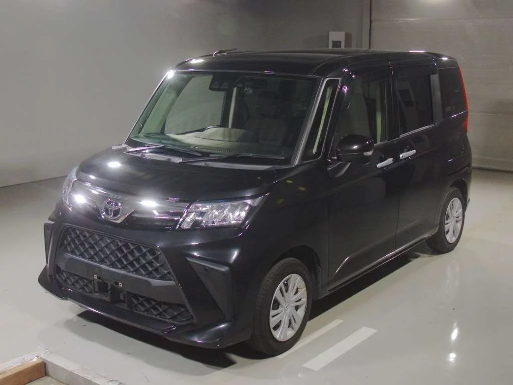 Toyota Roomy M900A 2021