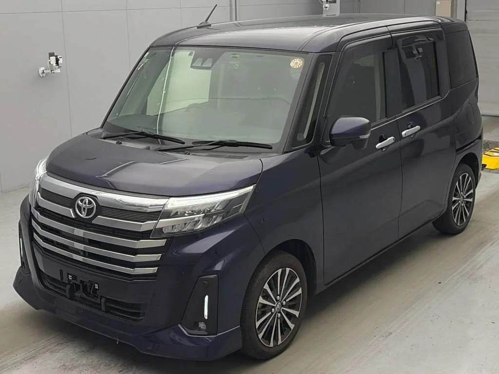 Toyota Roomy M900A 2023