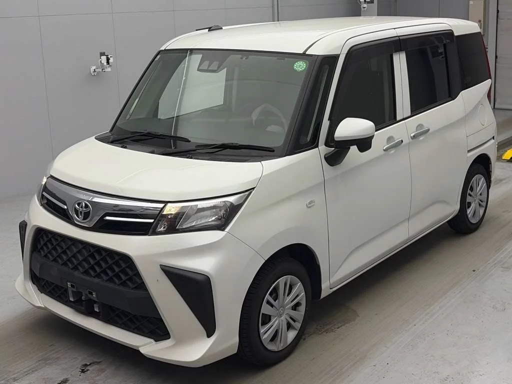 Toyota Roomy M900A 2021